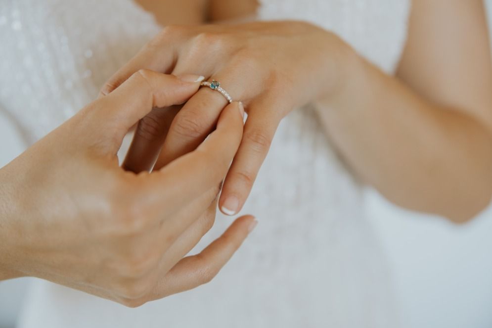 Anillo de compromiso diferente