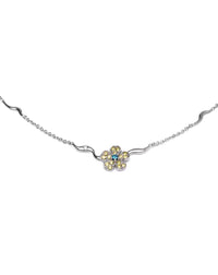 Collar con flor de oro blanco y diamantes de colores La Fleur