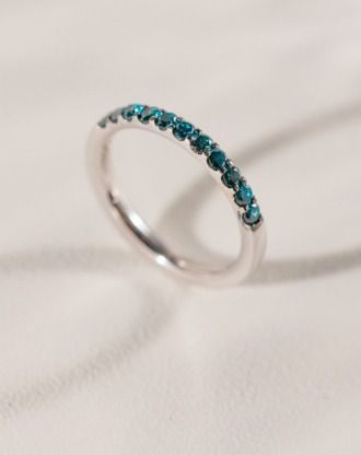 anillo-compromiso-oro-blanco-18kt-diamantes-azules