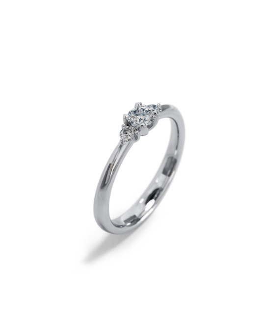 anillo-compromiso-diseño-exclusivo-oro-blanco-diamantes