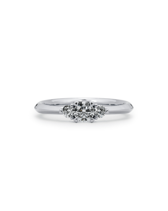 anillo-compromiso-hecho-a-mano-oro-blanco-diamantes